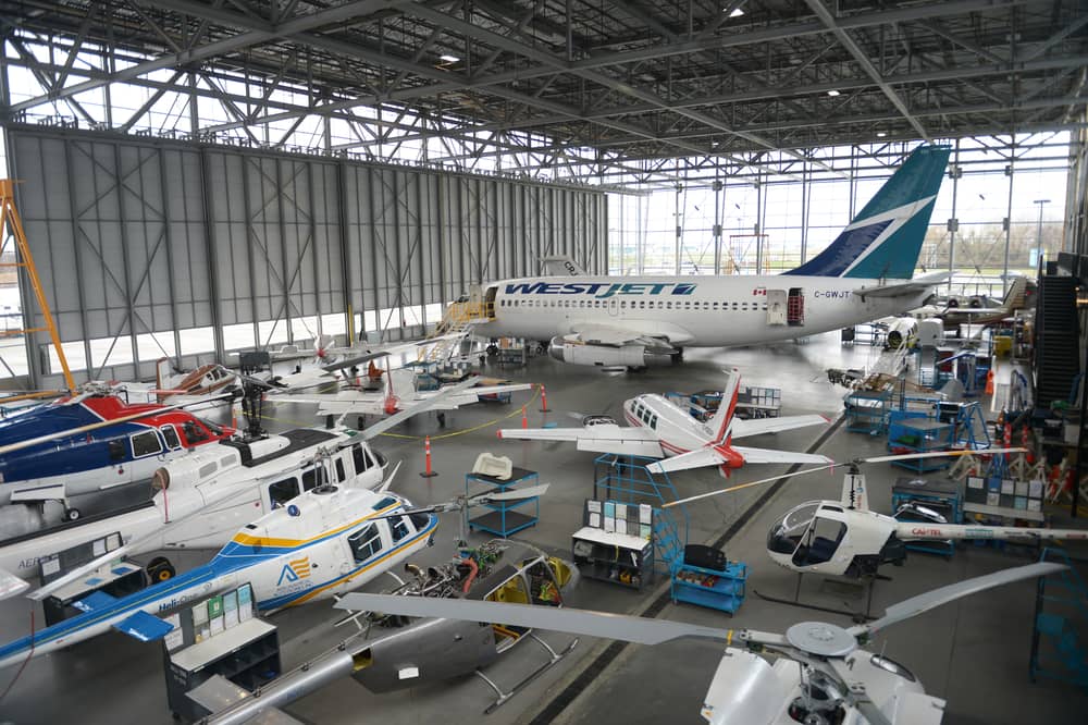 Aircraft mechanic schools training facility